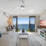 2-Bedroom Apartment With Impeccable Ocean Views