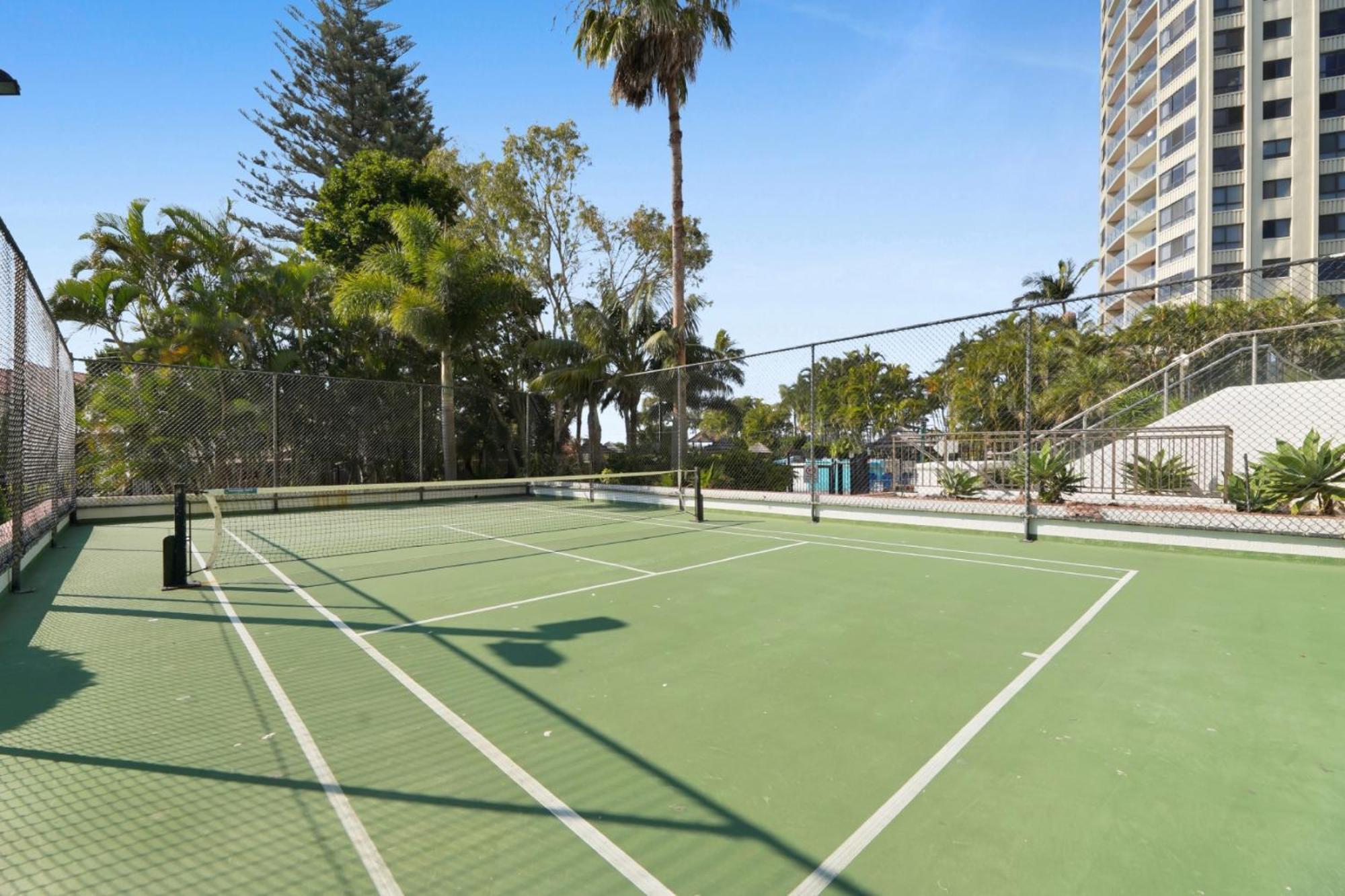 2-bedroom With Impeccable Ocean Views Gold Coast